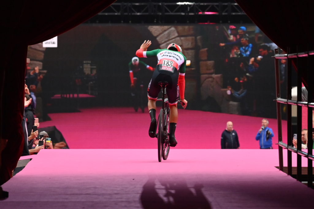 Matteo Sobrero ganador etapa 21 el Giro de Italia.